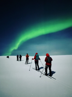 Norðurljósaganga. Ferðaskíði