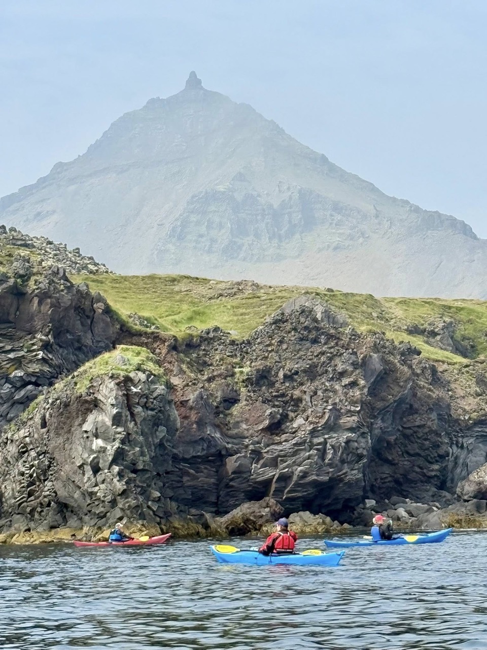 Arnarstapi-Hellnar. Kajak - Image 2