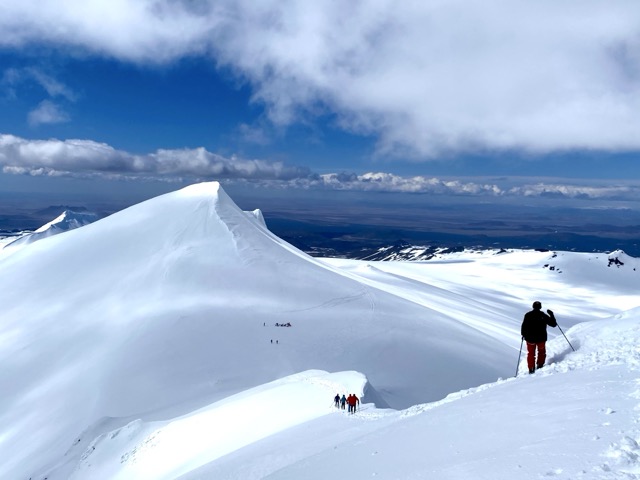 Yfir Tindfjöll. Fjallaskíði - Image 7